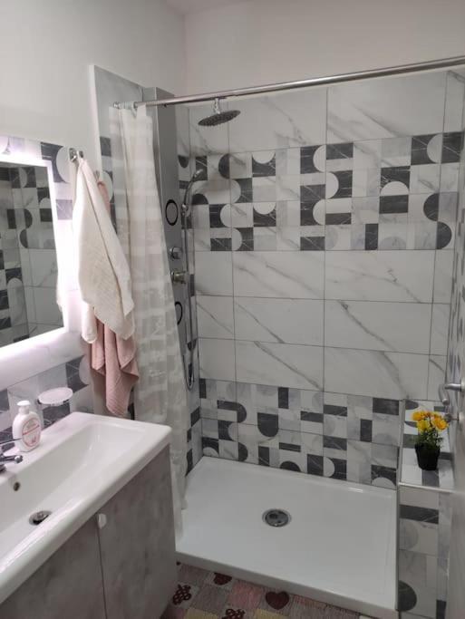 Team019 Casa Giusi Terrace & Sicilian Charm Apartman Catania-Fontanarossai nemzetközi repülőtér Kültér fotó